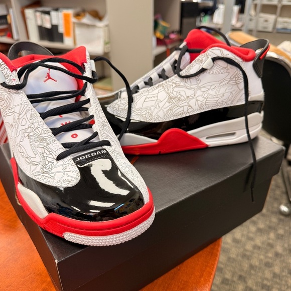 JORDAN DUB ZERO (GS) BIG KID 7y or Womens 8.5 - Picture 1 of 4